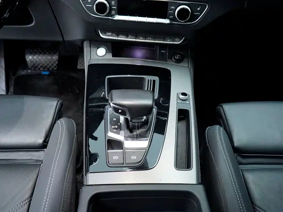 Audi Audi Q5L 2022 40T Premium Dynamic Model 2022 - thumbnail 25
