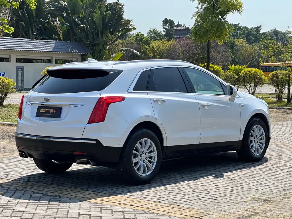 Cadillac Cadillac XT5 2018 25T Technology Edition 2019 - thumbnail 5