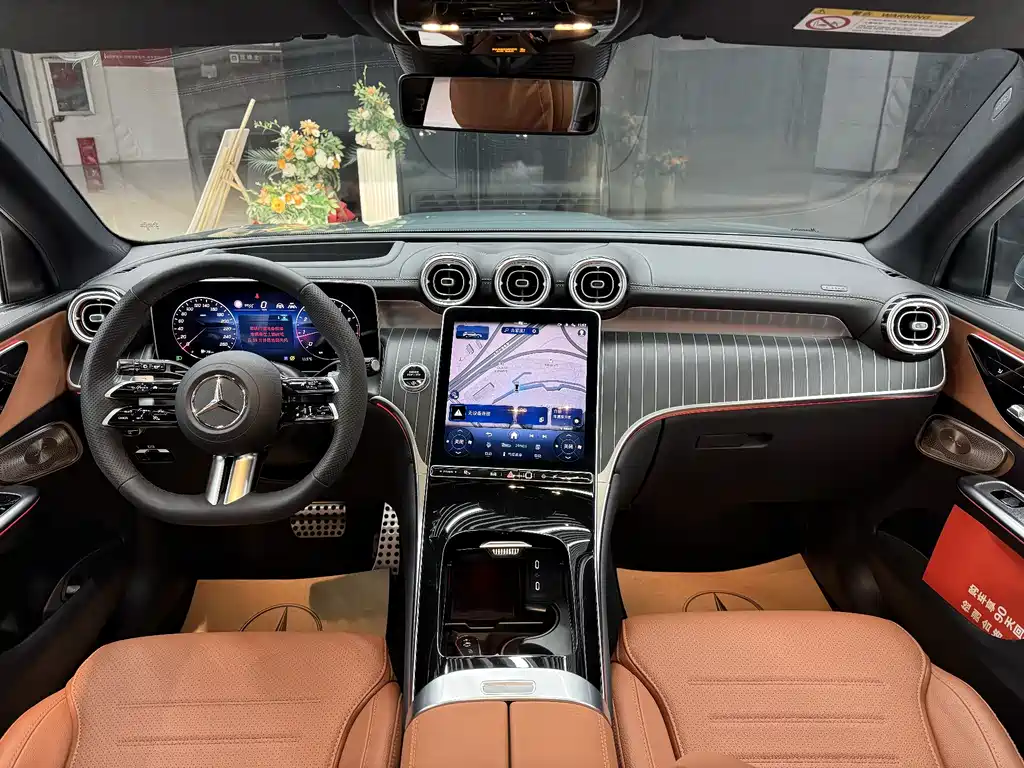 Mercedes-Benz Mercedes-Benz GLC 2025 GLC 300 L 4MATIC Luxury 5-Seat 2024 - thumbnail 7