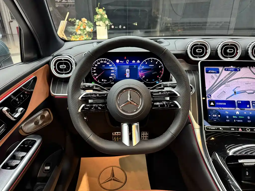 Mercedes-Benz Mercedes-Benz GLC 2025 GLC 300 L 4MATIC Luxury 5-Seat 2024 - thumbnail 9