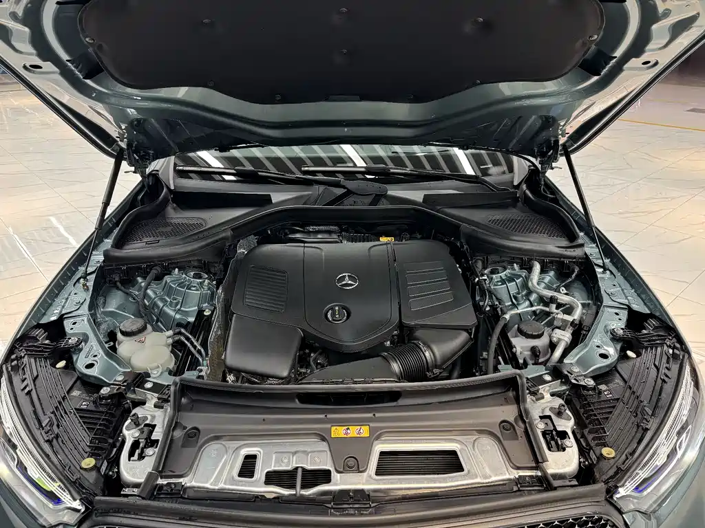 Mercedes-Benz Mercedes-Benz GLC 2025 GLC 300 L 4MATIC Luxury 5-Seat 2024 - thumbnail 12