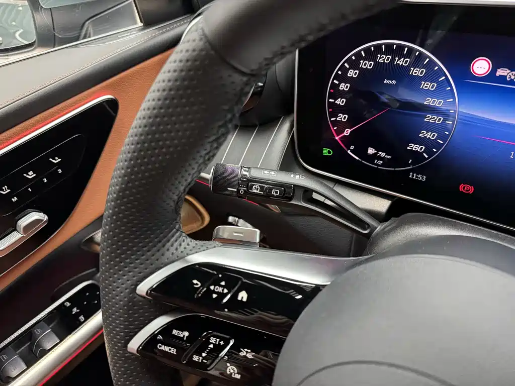 Mercedes-Benz Mercedes-Benz GLC 2025 GLC 300 L 4MATIC Luxury 5-Seat 2024 - thumbnail 18