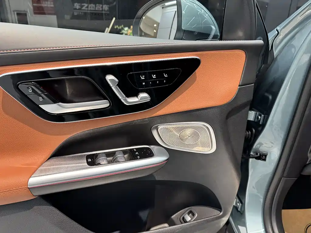 Mercedes-Benz Mercedes-Benz GLC 2025 GLC 300 L 4MATIC Luxury 5-Seat 2024 - thumbnail 20