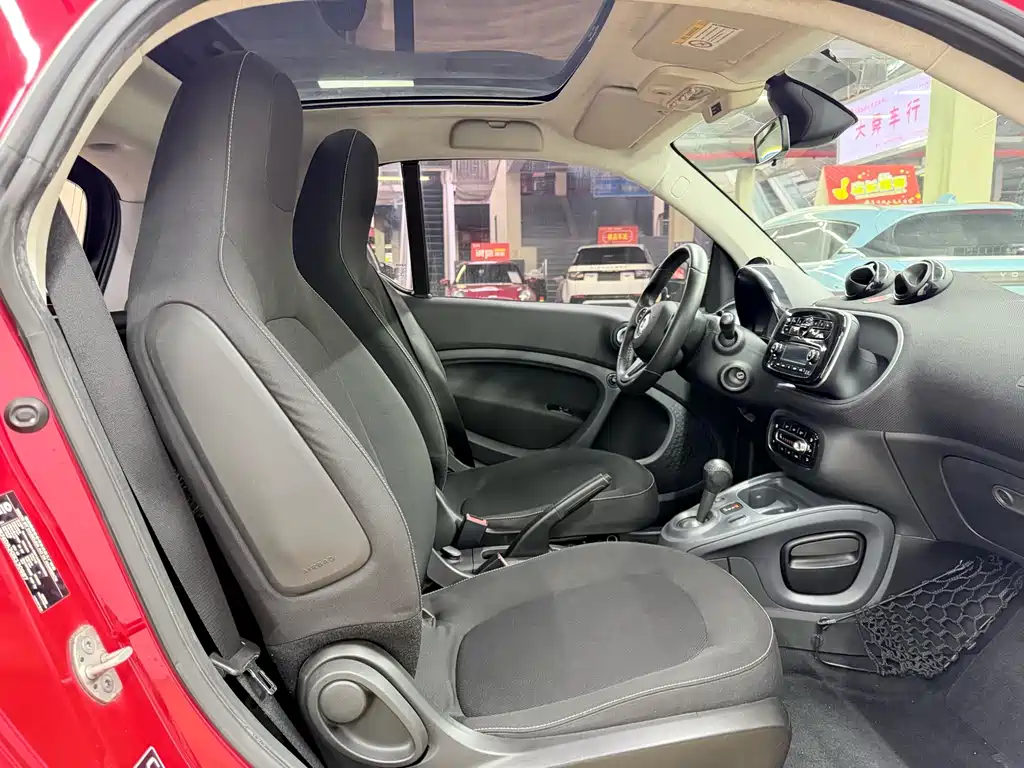 smart smart fortwo 2015 1.0L 70hp Coupe Passion Edition 2016 - thumbnail 8