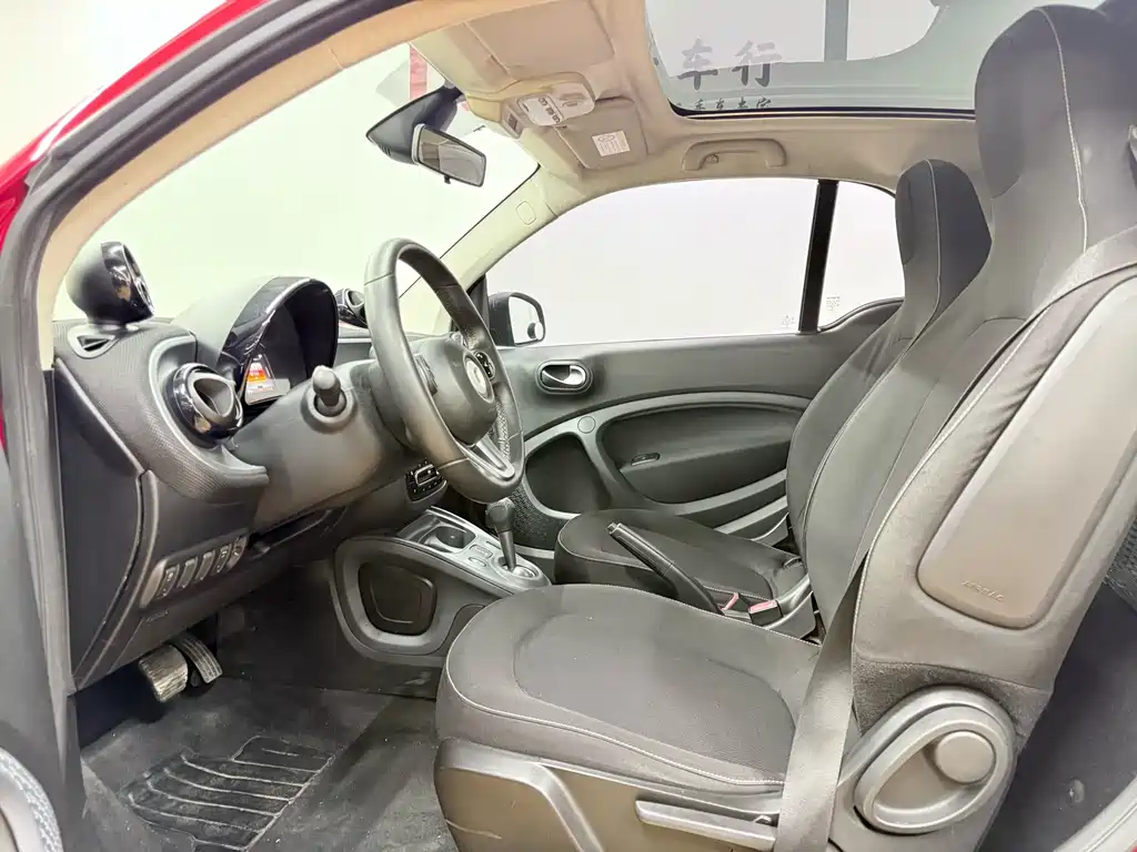 smart smart fortwo 2015 1.0L 70hp Coupe Passion Edition 2016 - thumbnail 11