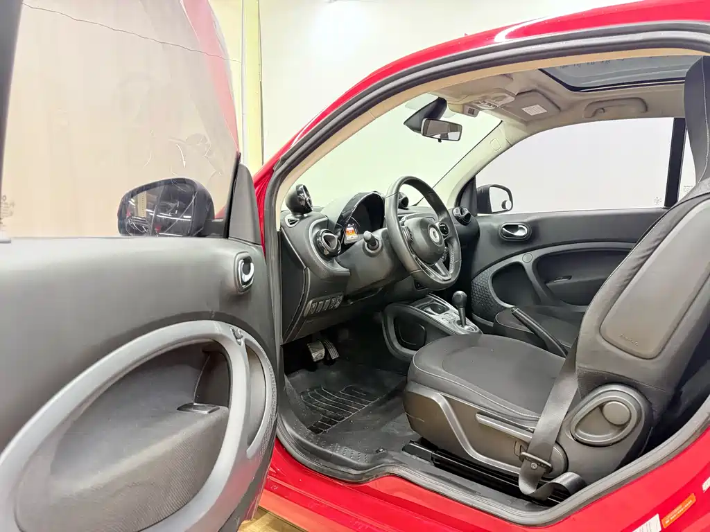 smart smart fortwo 2015 1.0L 70hp Coupe Passion Edition 2016 - thumbnail 13