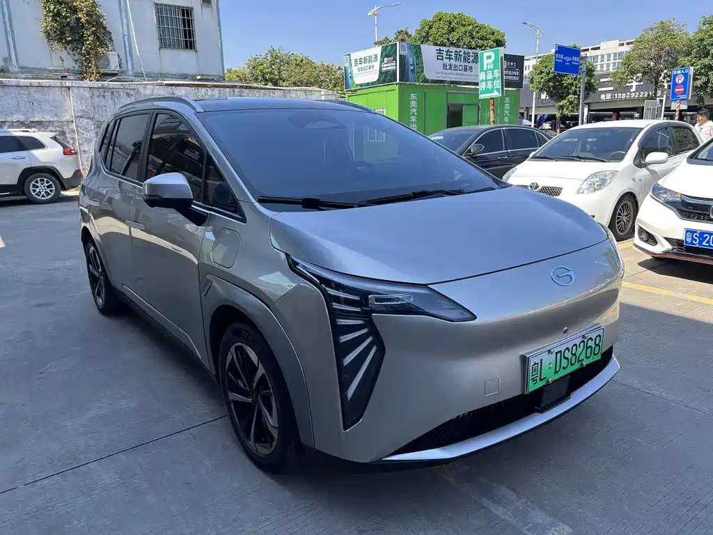 GAC NE AION Y 2022 70 Intelligent Edition Lithium Iron Phosphate 2023 - thumbnail 3