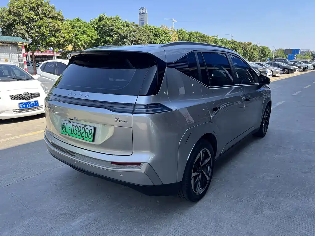GAC NE AION Y 2022 70 Intelligent Edition Lithium Iron Phosphate 2023 - thumbnail 4