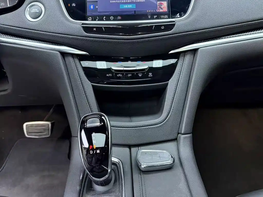 Cadillac Cadillac XT5 2022 2.0T AWD Luxury (Hummingbird Edition) 2023 - thumbnail 10