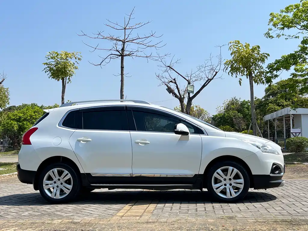 Peugeot Peugeot 3008 2015 1.6THP Automatic Premium Edition 2015 - thumbnail 4