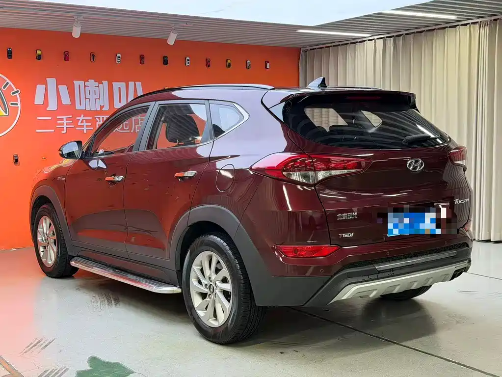 Hyundai Tucson 2018 1.6T DCT 2WD 15th Anniversary Special Edition 2018 - thumbnail 6