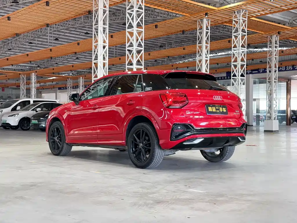 Audi Audi Q2L 2022 35 TFSI Sport Edition 2022 - thumbnail 2