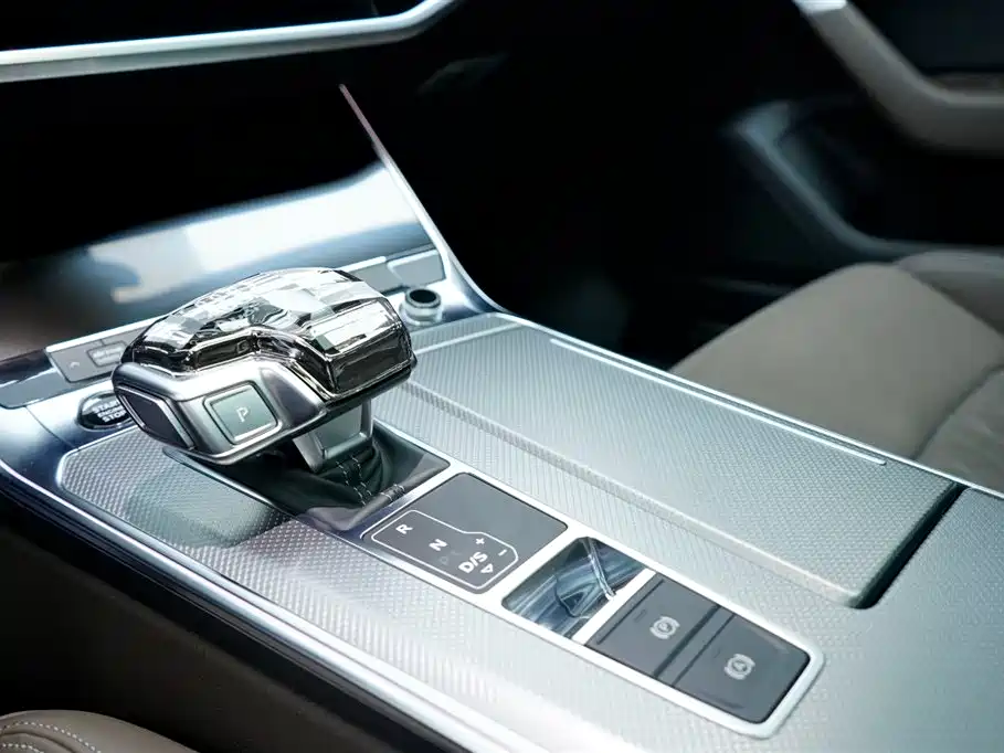 Audi Audi A7L 2024 45TFSI quattro S-line Vision Crystal Package 2023 - thumbnail 24