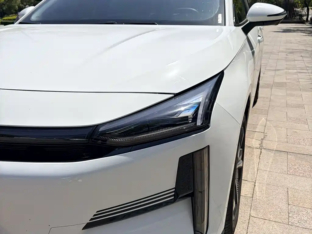 Geely Galaxy Galaxy L6 2025 EM-i 140km Starship Edition 2025 - thumbnail 5