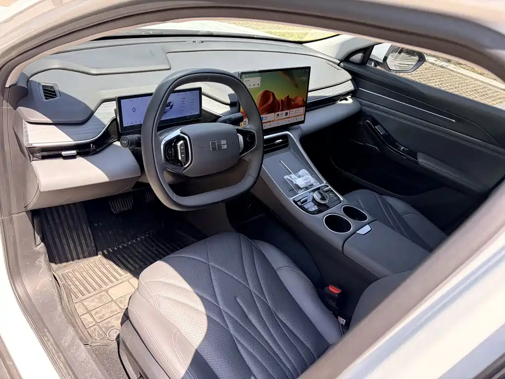 Geely Galaxy Galaxy L6 2025 EM-i 140km Starship Edition 2025 - thumbnail 6