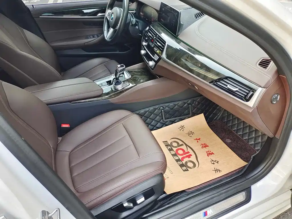 BMW BMW 5 Series 2020 525Li M Sport Package 2020 - thumbnail 14