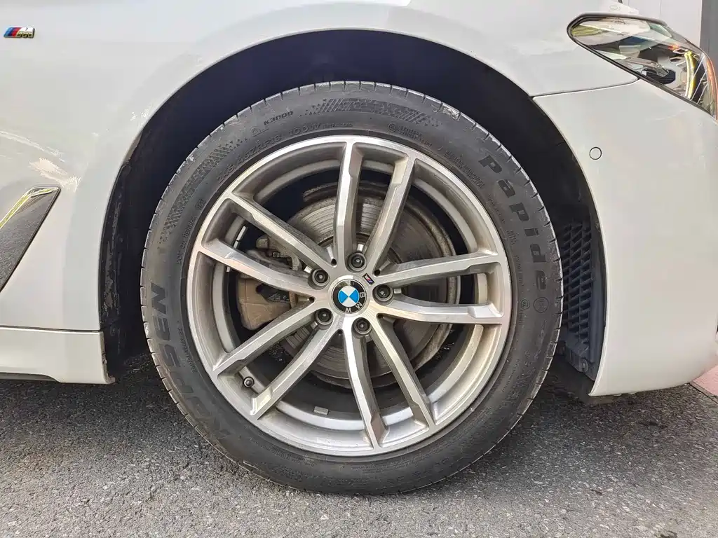 BMW BMW 5 Series 2020 525Li M Sport Package 2020 - thumbnail 16