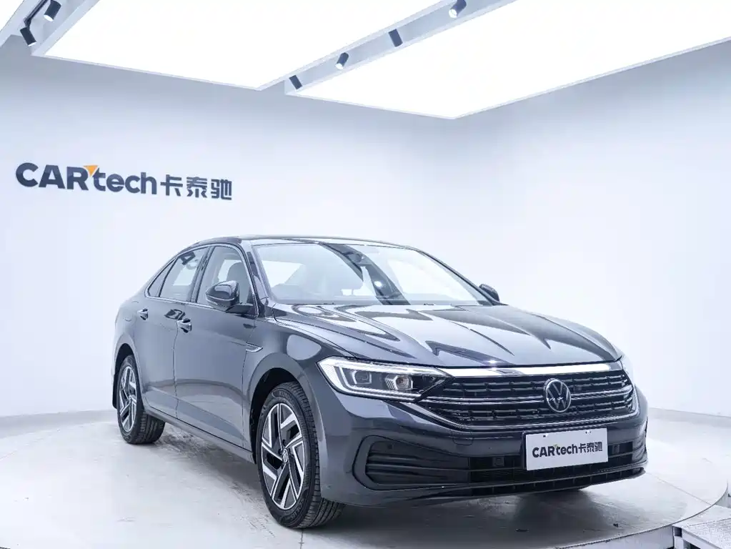 Volkswagen Volkswagen Sagitar 2025 Model Year Facelift 3 300TSI DSG Over Edition 2025 - thumbnail 5