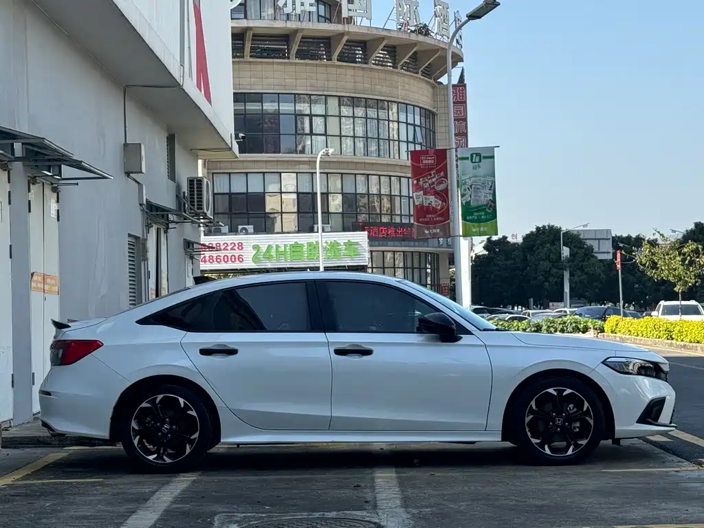 Honda Honda Civic 2022 240TURBO CVT Sport Edition 2022 - thumbnail 5