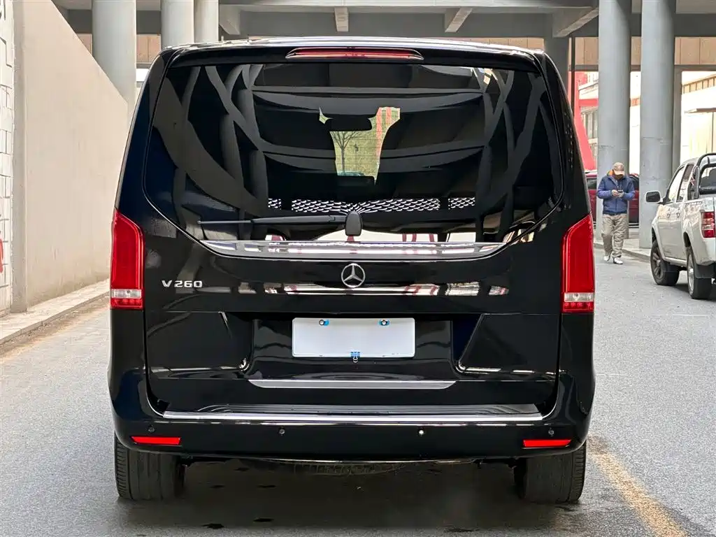 Mercedes-Benz Mercedes-Benz V-Class 2020 V 260 L Edition 2021 - thumbnail 4