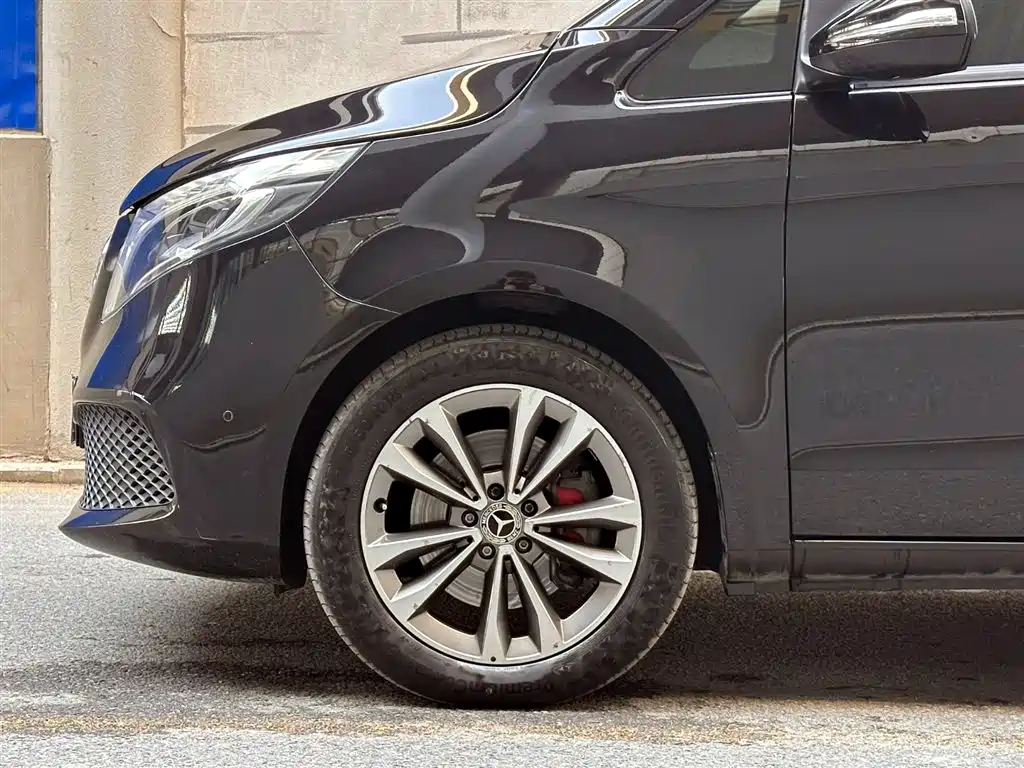 Mercedes-Benz Mercedes-Benz V-Class 2020 V 260 L Edition 2021 - thumbnail 6