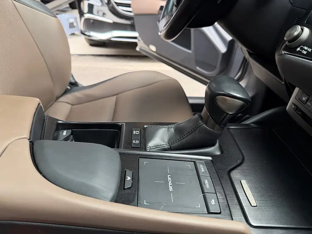 Lexus Lexus ES 2021 200 Premium Edition 2022 - thumbnail 24