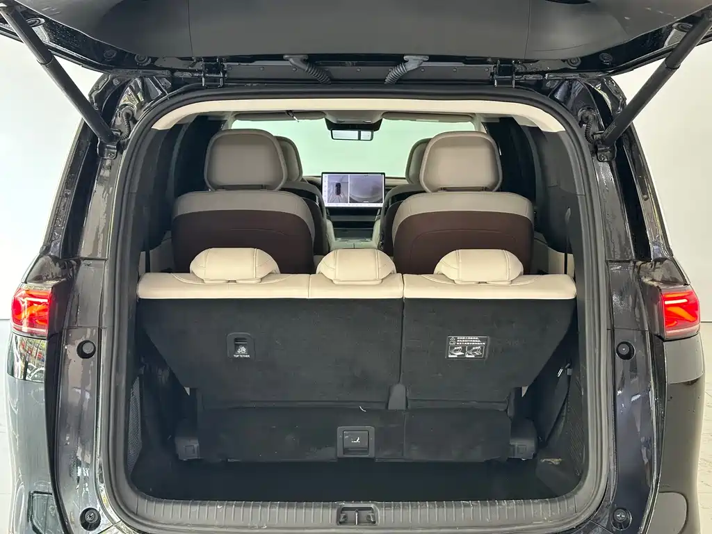 BYD BYD Xia 2025 DM-i 1.5T 180km Premium Model 2025 - thumbnail 9