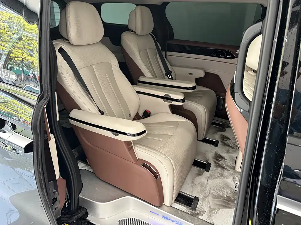 BYD BYD Xia 2025 DM-i 1.5T 180km Premium Model 2025 - thumbnail 13