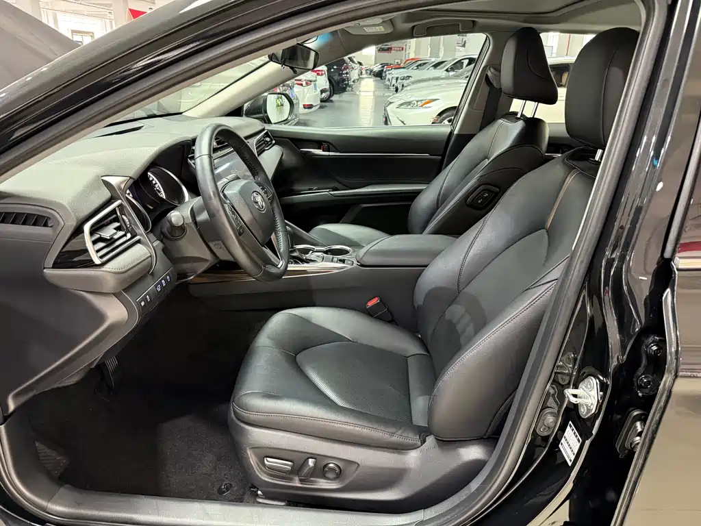Toyota Toyota Camry 2019 2.0G Luxury Edition China V 2020 - thumbnail 10
