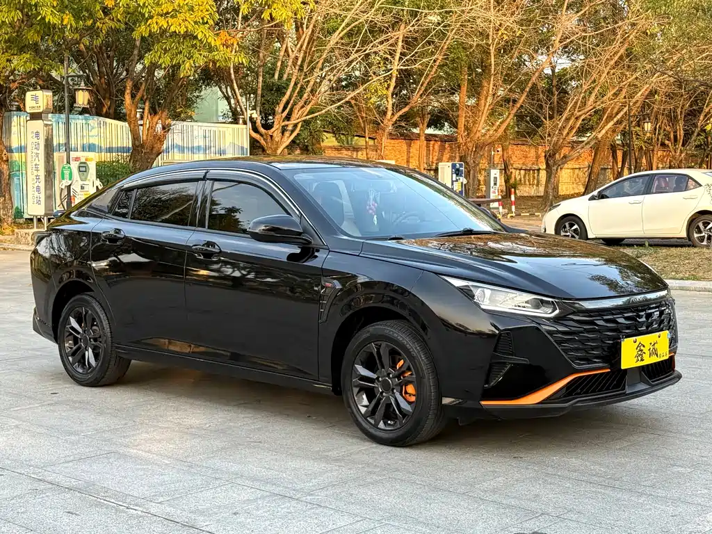 Dongfeng Fengshen Yi Xuan 2023 Mahle Edition 1.5L Automatic Chasing Wind Version 2023 - thumbnail 2