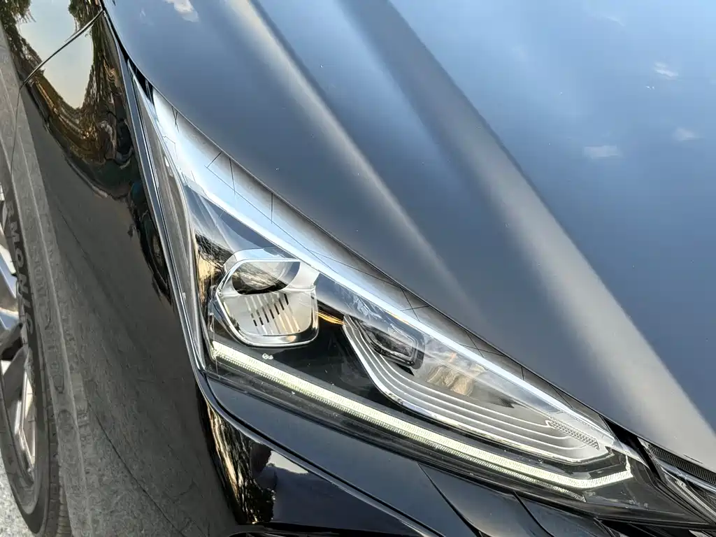 Dongfeng Fengshen Yi Xuan 2023 Mahle Edition 1.5L Automatic Chasing Wind Version 2023 - thumbnail 4