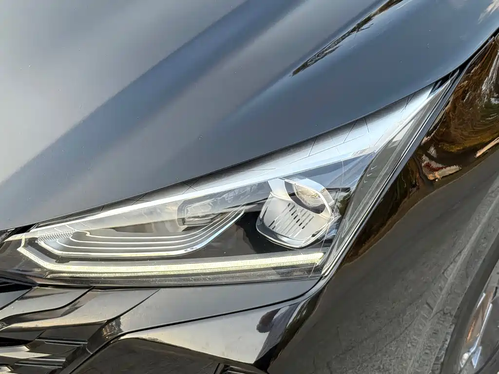 Dongfeng Fengshen Yi Xuan 2023 Mahle Edition 1.5L Automatic Chasing Wind Version 2023 - thumbnail 5