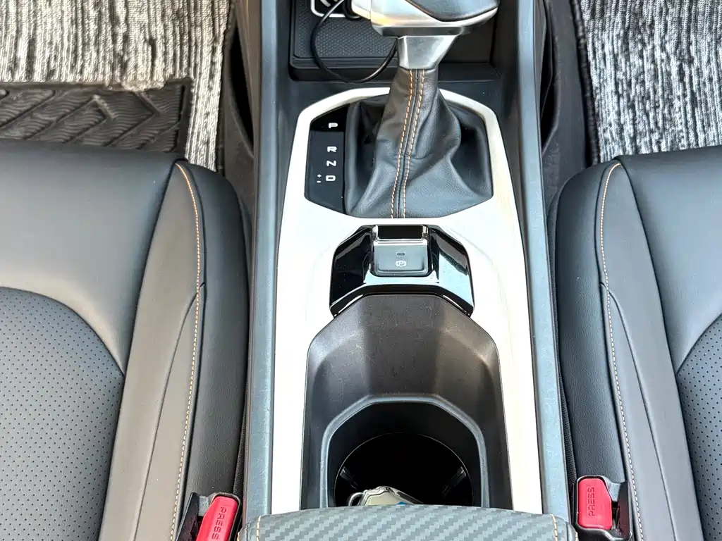 Dongfeng Fengshen Yi Xuan 2023 Mahle Edition 1.5L Automatic Chasing Wind Version 2023 - thumbnail 6