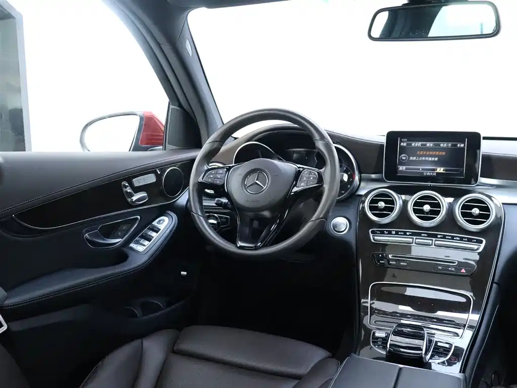 Mercedes-Benz Mercedes-Benz GLC 2016 GLC 260 4MATIC Sport Edition 2016 - thumbnail 14