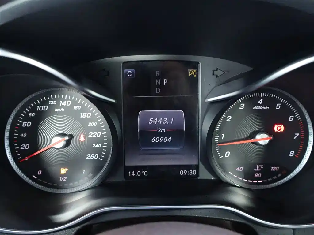 Mercedes-Benz Mercedes-Benz GLC 2016 GLC 260 4MATIC Sport Edition 2016 - thumbnail 15