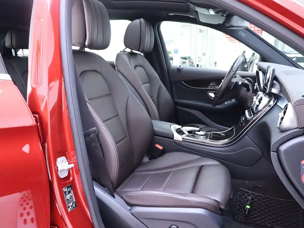 Mercedes-Benz Mercedes-Benz GLC 2016 GLC 260 4MATIC Sport Edition 2016 - thumbnail 20