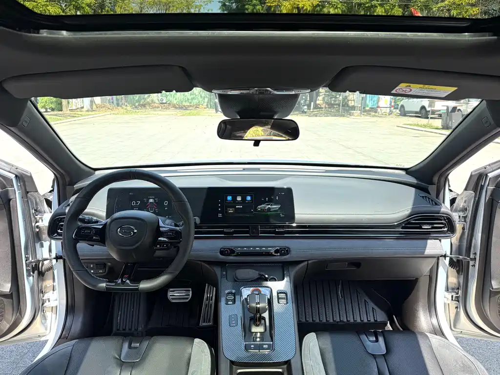 GAC Trumpchi Shadow Leopard 2023 400T Automatic R PRO 2023 - thumbnail 9