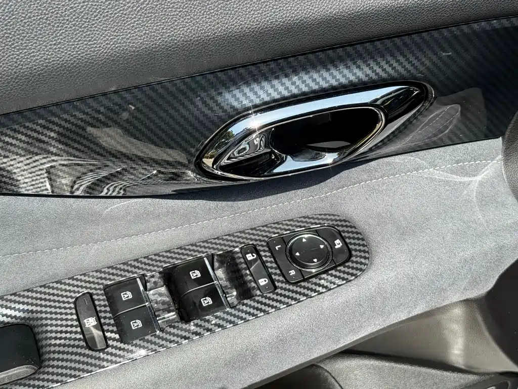 GAC Trumpchi Shadow Leopard 2023 400T Automatic R PRO 2023 - thumbnail 10