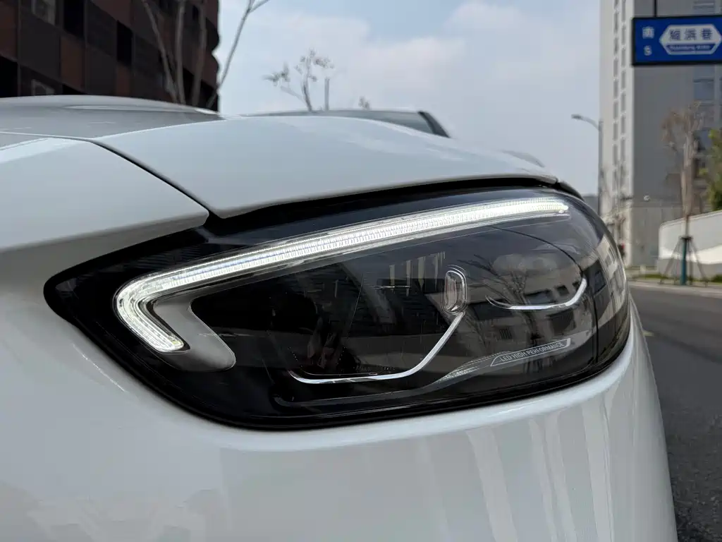 Mercedes-Benz Mercedes-Benz C-Class 2024 C 200 L Sport Edition 2024 - thumbnail 3