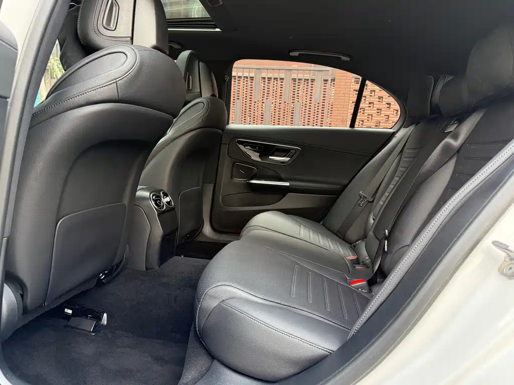 Mercedes-Benz Mercedes-Benz C-Class 2024 C 200 L Sport Edition 2024 - thumbnail 8