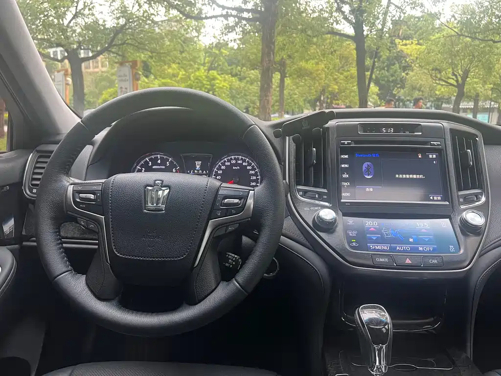 Toyota Crown 2018 2.0T Fashion Edition 2018 - thumbnail 14