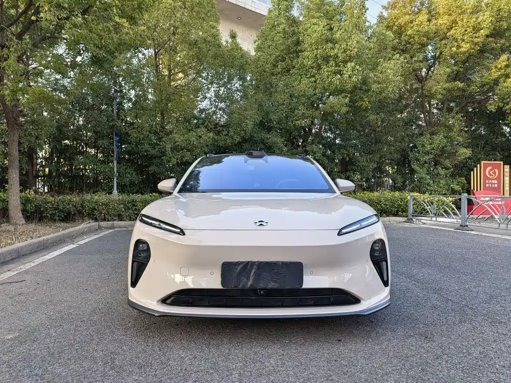 NIO NIO ET5T 2024 75kWh Touring 2024 - thumbnail 2