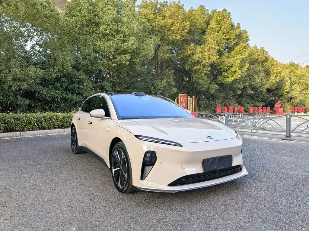 NIO NIO ET5T 2024 75kWh Touring 2024 - thumbnail 3