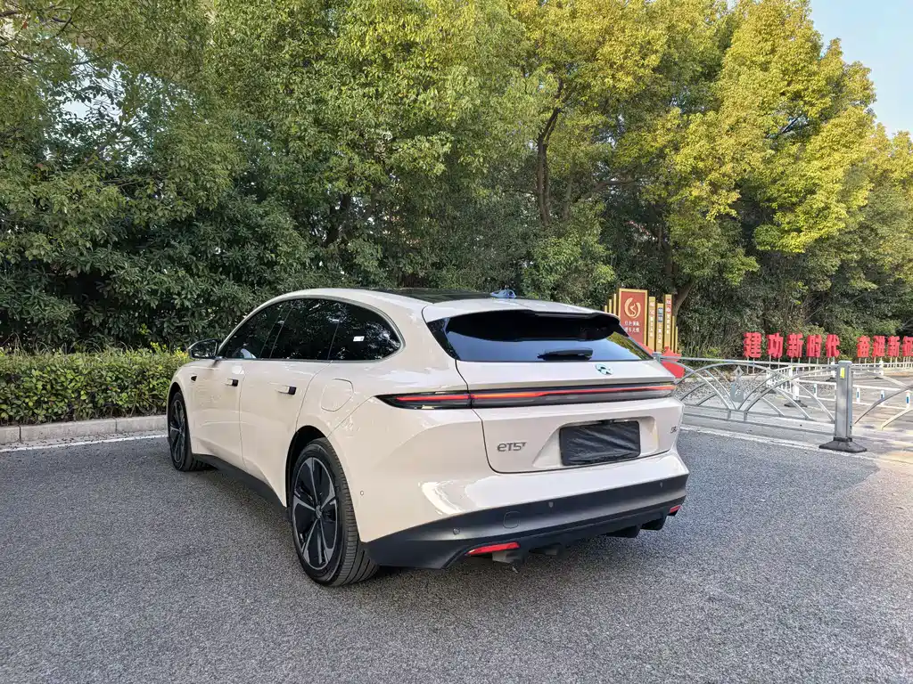 NIO NIO ET5T 2024 75kWh Touring 2024 - thumbnail 5