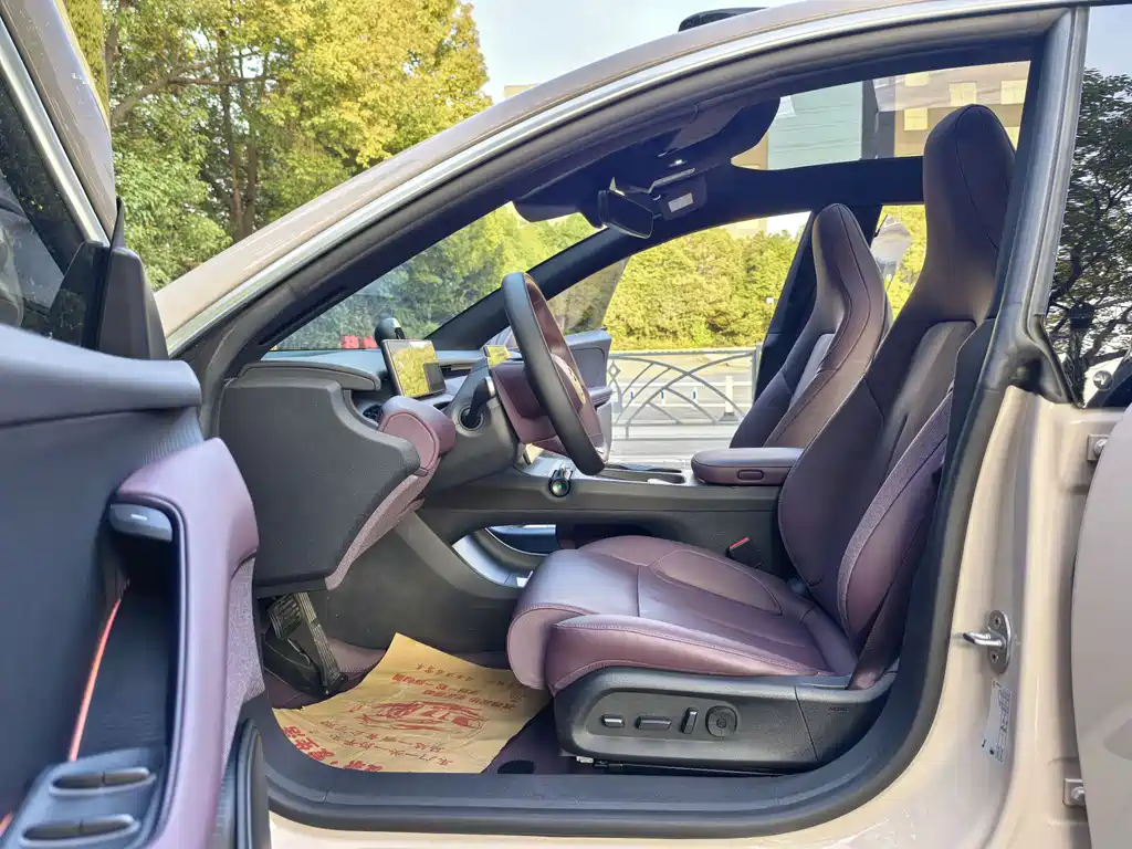NIO NIO ET5T 2024 75kWh Touring 2024 - thumbnail 12