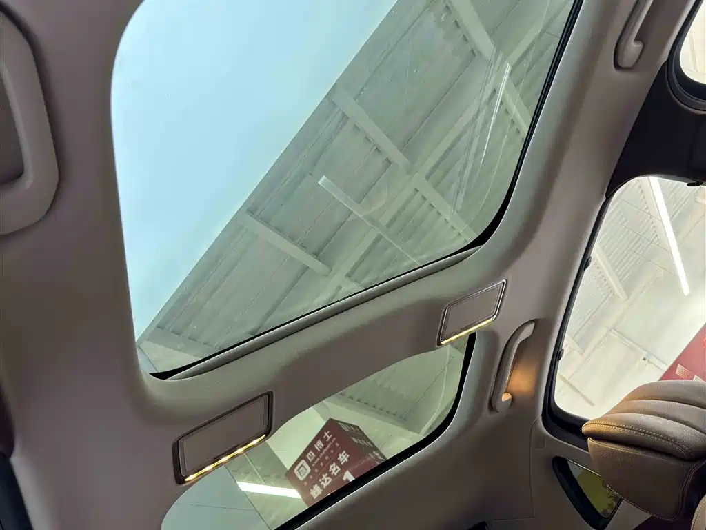 Mercedes-Benz Mercedes-Benz E-Class 2023 E 300 L Luxury Model 2023 - thumbnail 12