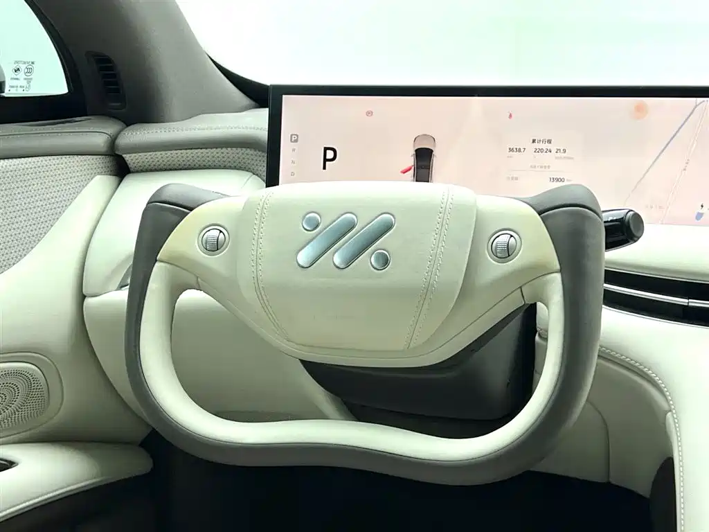 Zhiji Auto Zhiji LS7 2023 90kWh Elite RWD 2024 - thumbnail 15