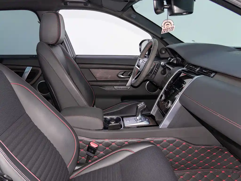 Land Rover Discovery Sport 2022 249PS R-Dynamic S Performance 5-Seat 2022 - thumbnail 8