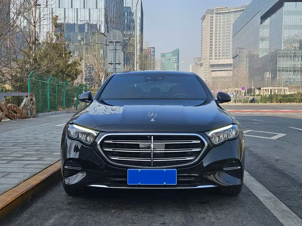 Mercedes-Benz Mercedes-Benz E-Class 2025 E 300 L Fashion Edition 2025 - thumbnail 4