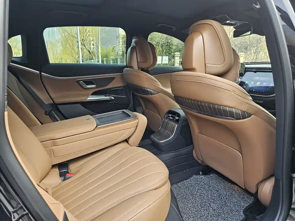 Mercedes-Benz Mercedes-Benz E-Class 2025 E 300 L Fashion Edition 2025 - thumbnail 10
